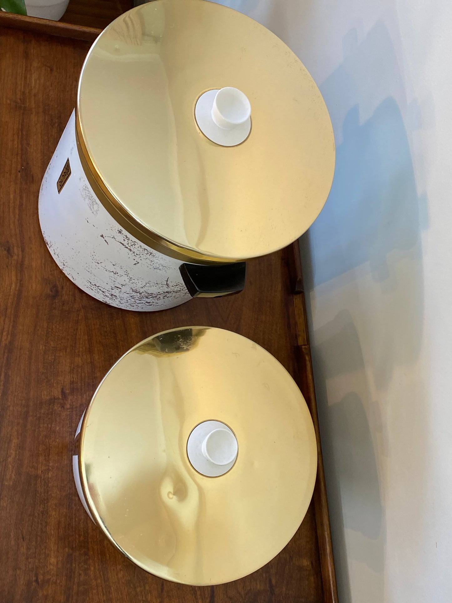 Set of Waratah Vintage Kitchen Canisters (7).