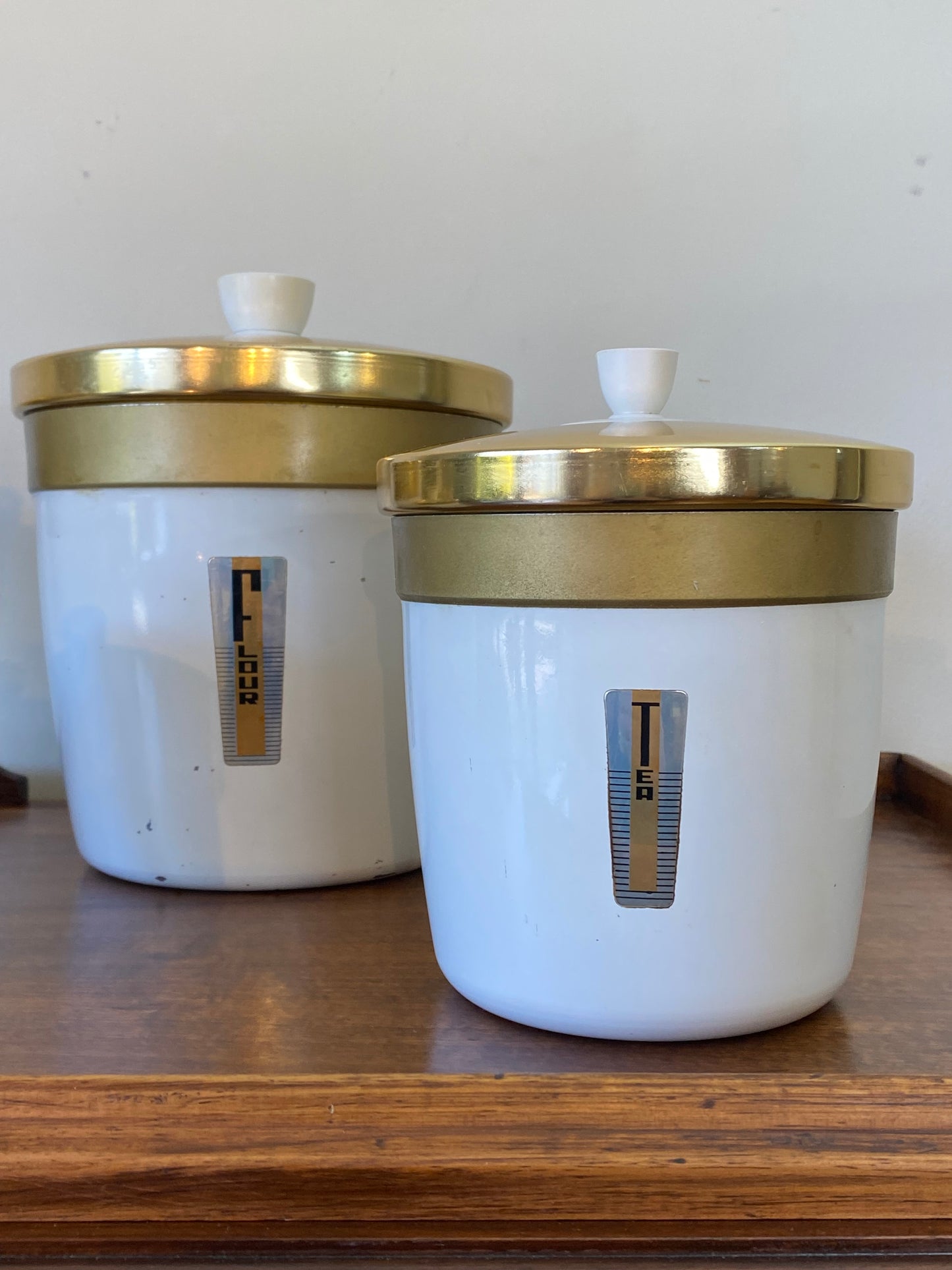 Set of Waratah Vintage Kitchen Canisters (7).